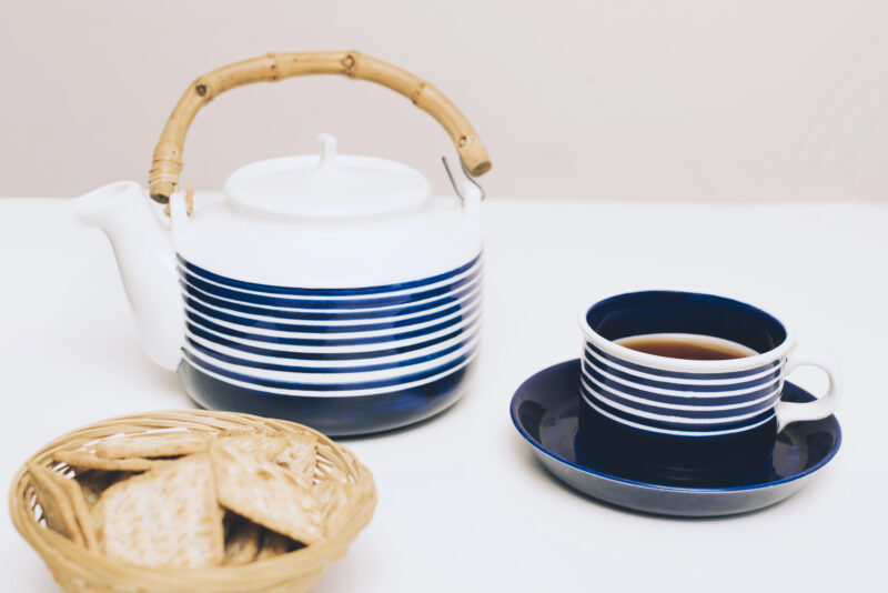 Stylish ceramic dinnerware set neatly arranged on a dining table for everyday use in 2025